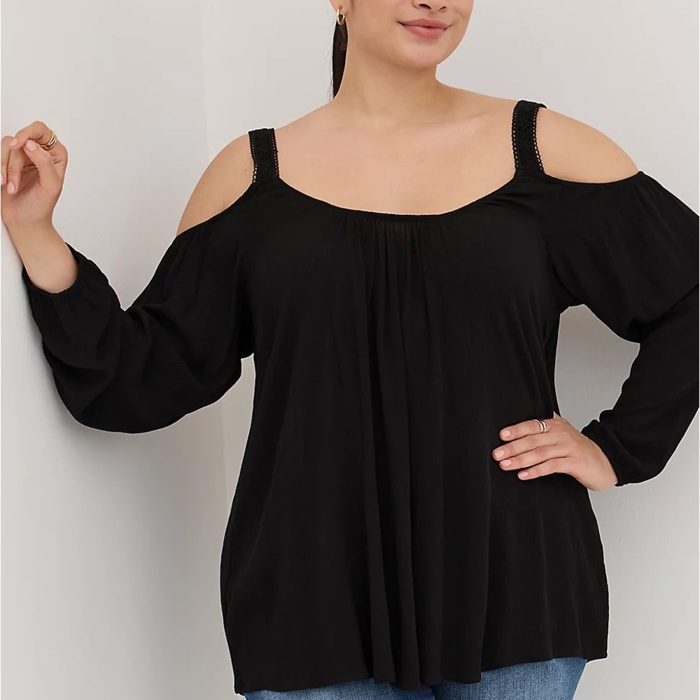 NEW Torrid black cold shoulder top